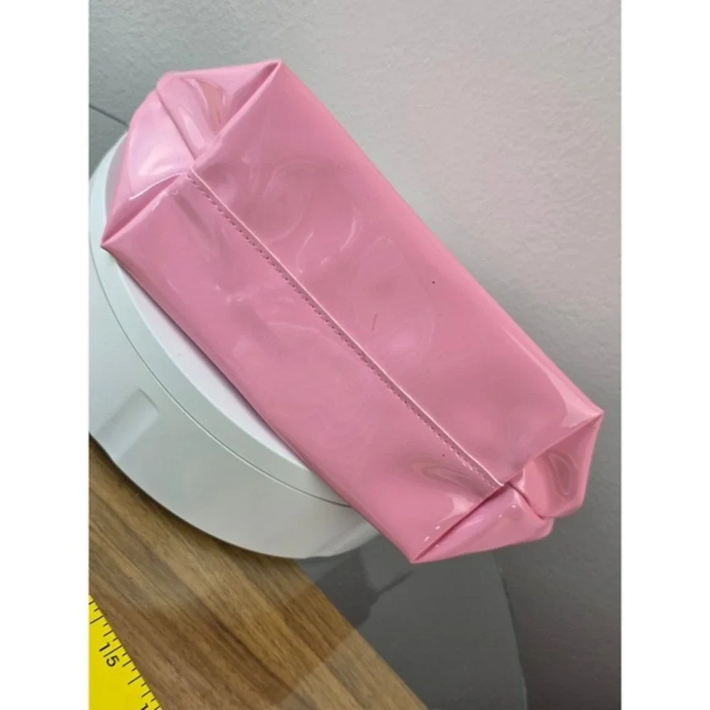 It Cosmetics Celebrate Your Beauty Pink Patent Leather Makeup Bag Dome Pouch
